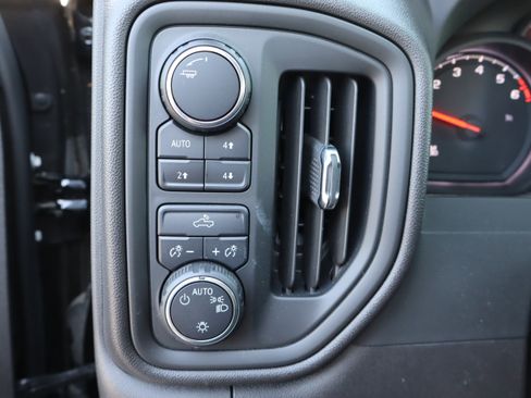 Used 2024 Chevrolet Silverado 1500 Custom Trail Boss AWD/4WD image 20