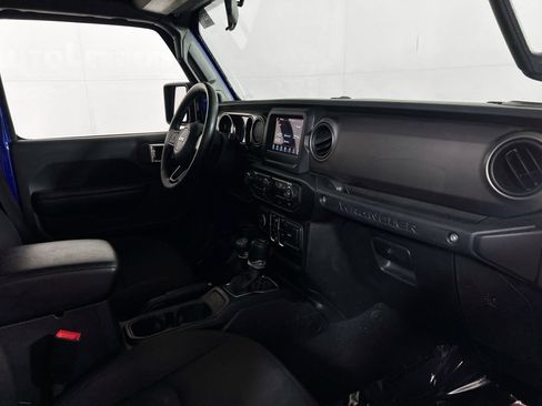 Used 2020 Jeep Wrangler Unlimited Sport S image 27