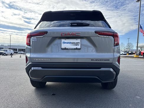 Used 2026 GMC Terrain Elevation w/ Technology Package II image 9