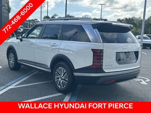 Used 2026 Hyundai Palisade SEL Premium FWD image 8