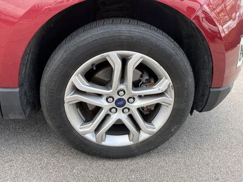 Used 2016 Ford Edge Titanium w/ Technology Package image 14