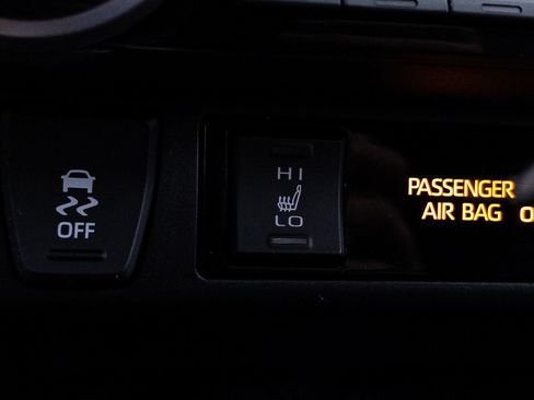 Used 2019 Toyota RAV4 Limited w/ Carpet Mat Package AWD/4WD image 29