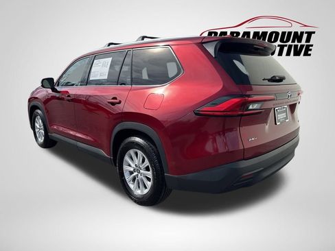 Used 2024 Toyota Grand Highlander XLE image 5