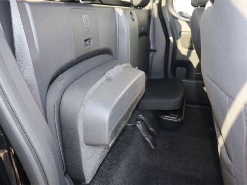 Certified 2024 Nissan Frontier SV w/ SV Convenience Package image 30