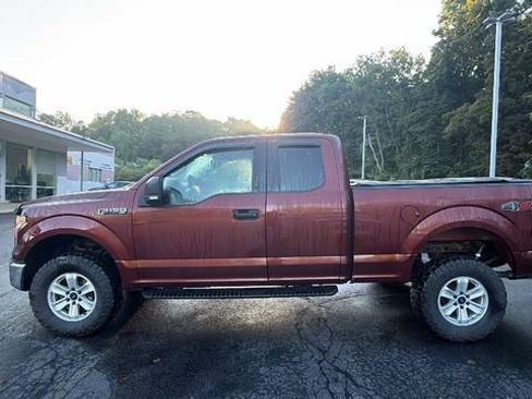 Used 2015 Ford F150 XLT w/ Equipment Group 301A Mid AWD/4WD image 8