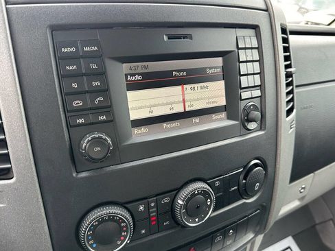 Used 2017 Mercedes-Benz Sprinter 3500 w/ Suspension Package II image 15
