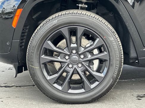 New 2026 Jeep Grand Cherokee L Limited AWD/4WD image 26