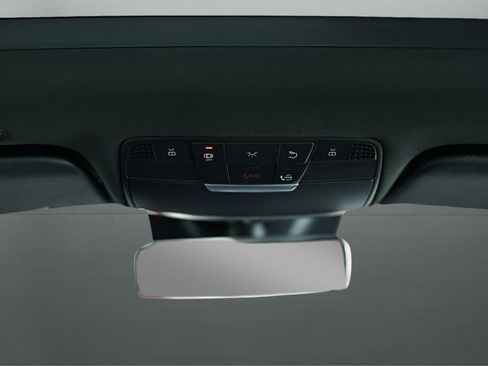 Used 2022 Mercedes-Benz GLC 43 AMG 4MATIC image 40