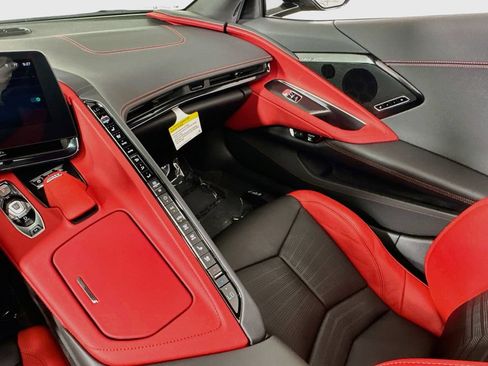 Used 2025 Chevrolet Corvette Z06 w/ Stealth Interior Trim Package RWD image 25