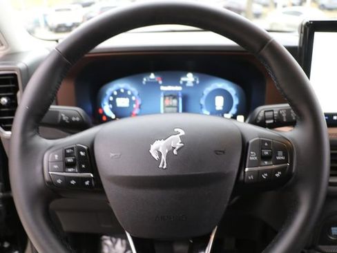 Used 2025 Ford Bronco Sport Outer Banks w/ Outer Banks Tech Package+ AWD/4WD image 25