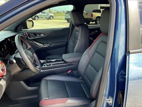 Certified 2025 Chevrolet Equinox RS w/ Safety and Technology Package FWD image 18