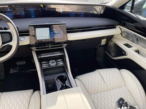 New 2026 Lincoln Nautilus Black Label w/ Jet Appearance Package AWD/4WD image 15