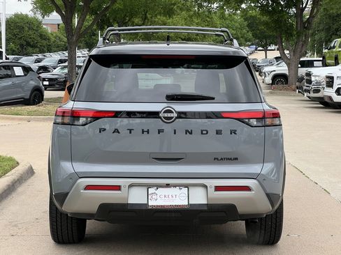 Certified 2023 Nissan Pathfinder Platinum w/ Black Appearance Package FWD image 5