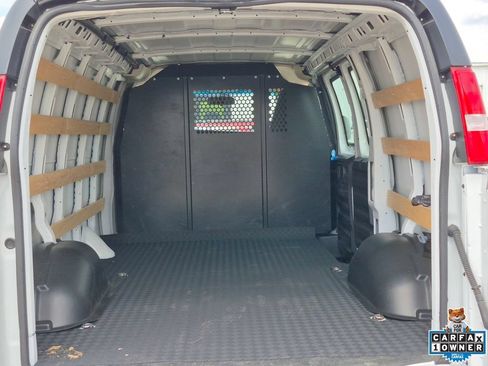 Used 2025 GMC Savana 2500 w/ Driver Convenience Package RWD image 22