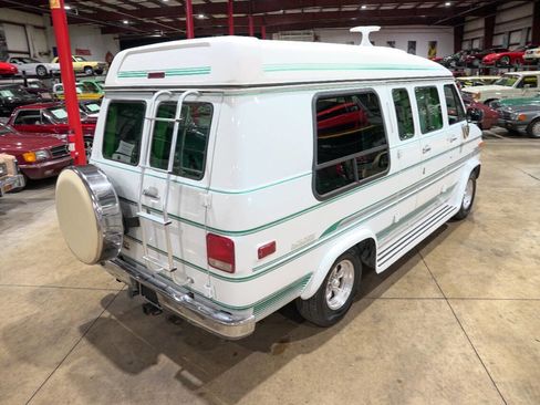 Used 1993 GMC G2500 Vandura RWD image 17