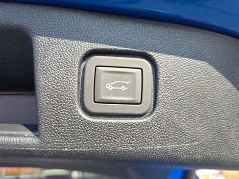 New 2025 Chevrolet Blazer EV LT w/ Super Cruise Package FWD image 8