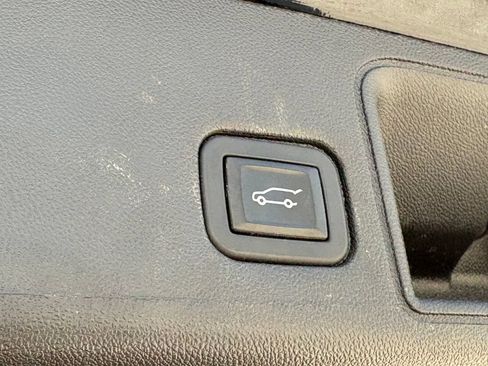 Used 2024 GMC Terrain AT4 w/ LPO, Floor Liner Package AWD/4WD image 18