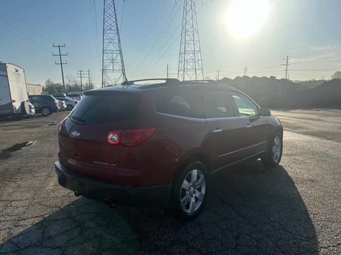 Used 2010 Chevrolet Traverse LTZ AWD/4WD image 7