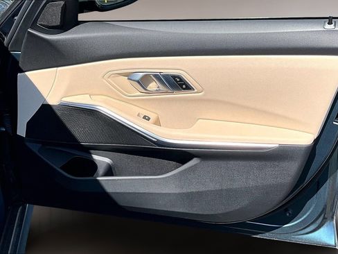 Used 2021 BMW 330i Sedan w/ Driving Assistance Package image 28