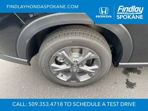 New 2026 Honda HR-V LX image 5