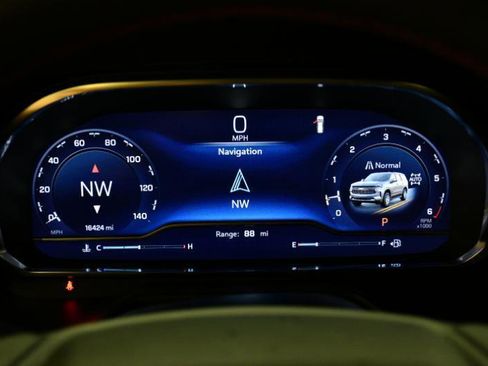 Used 2024 Chevrolet Tahoe RST w/ RST Performance Edition image 39