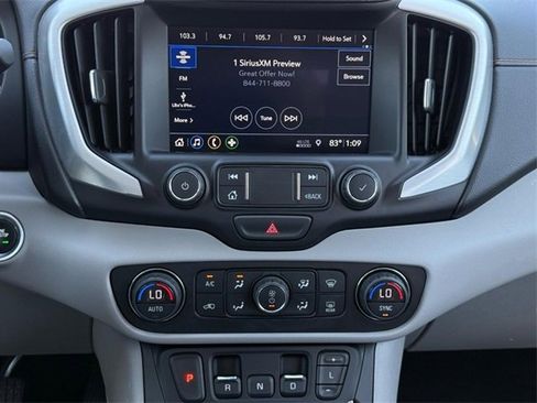 Used 2020 GMC Terrain SLT w/ Preferred Package image 14
