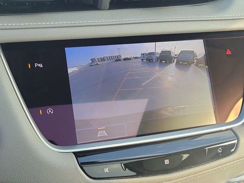 Used 2021 Cadillac XT5 Premium Luxury FWD image 16