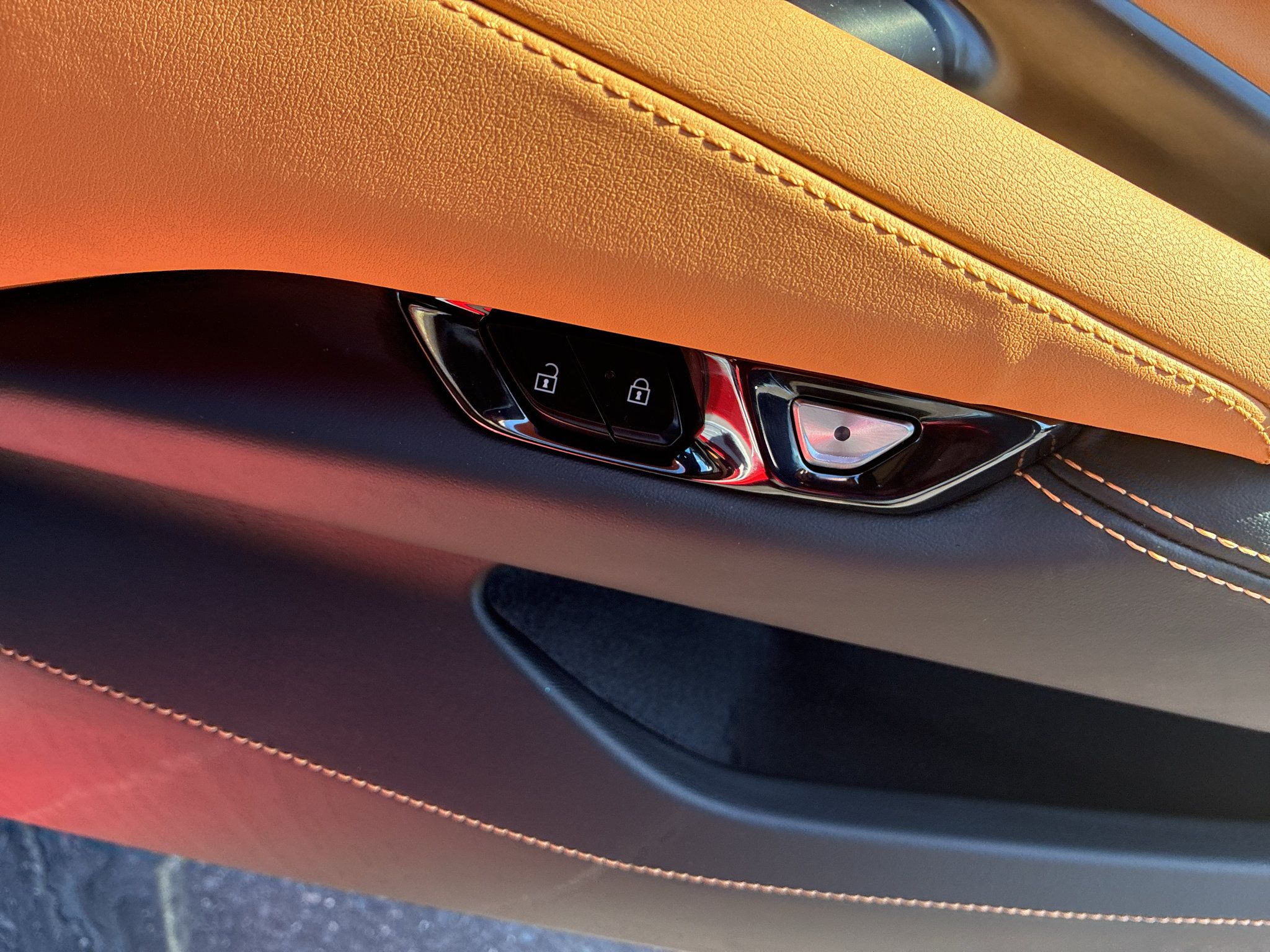 Used 2023 Chevrolet Corvette Stingray Preferred Cpe w/ Stealth Interior Trim Package RWD image 47