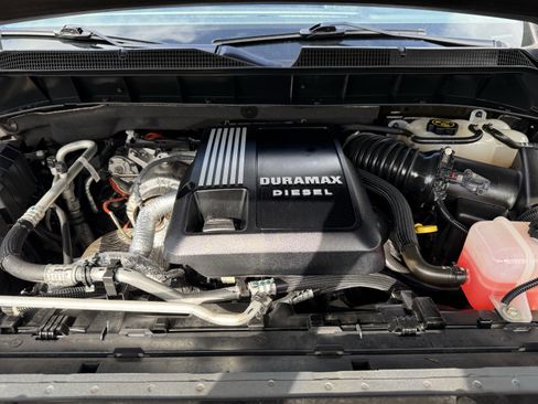 Used 2024 Chevrolet Silverado 1500 RST image 31