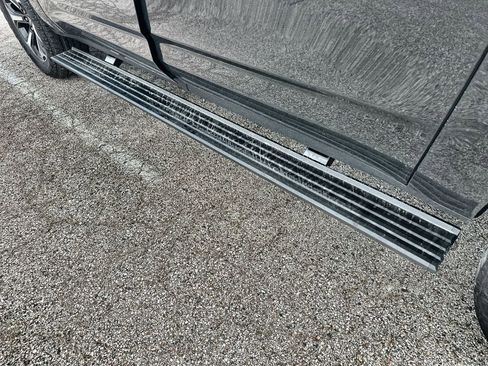 New 2026 GMC Yukon XL AT4 Ultimate w/ LPO, Floor Liner Package image 13