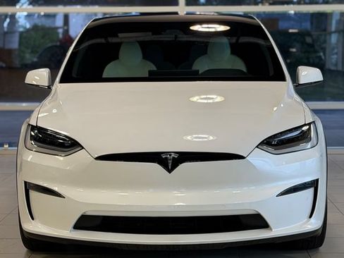 Used 2022 Tesla Model X Plaid AWD/4WD image 3