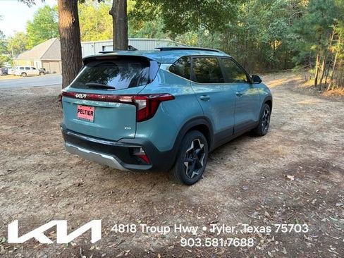 Certified 2024 Kia Seltos EX AWD/4WD image 11