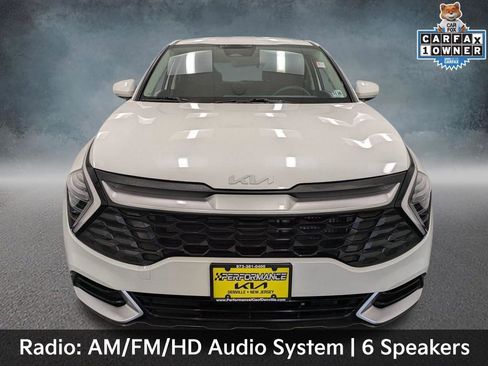 Used 2024 Kia Sportage LX image 2