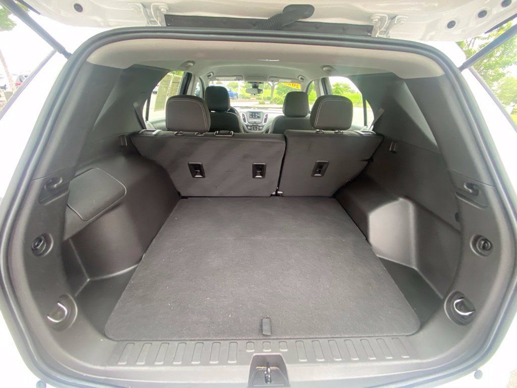Used 2024 Chevrolet Equinox LS FWD image 35