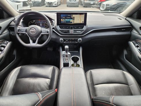 Certified 2021 Nissan Rogue Sport SV w/ Technology Package AWD/4WD image 8