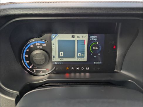 Used 2024 Ford Bronco Badlands image 13