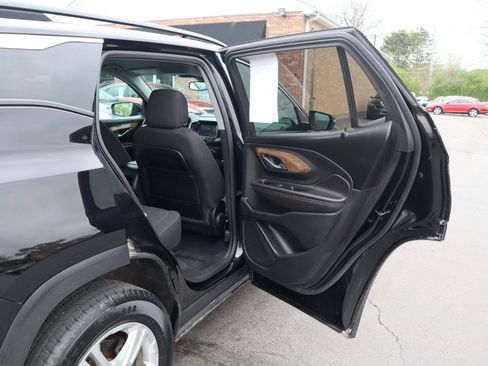 Used 2020 GMC Terrain SLE w/ Driver Convenience Package AWD/4WD image 13