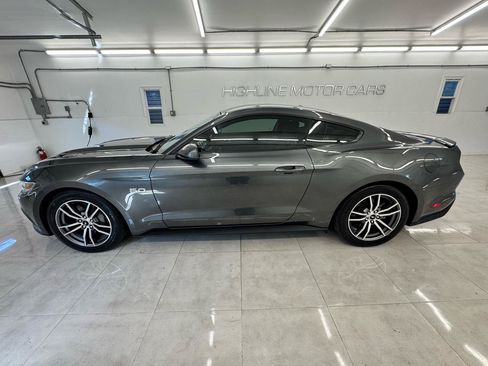 Used 2016 Ford Mustang GT Premium RWD image 9