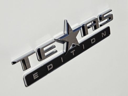 New 2026 Chevrolet Silverado 1500 LT w/ Texas Edition Plus AWD/4WD image 14