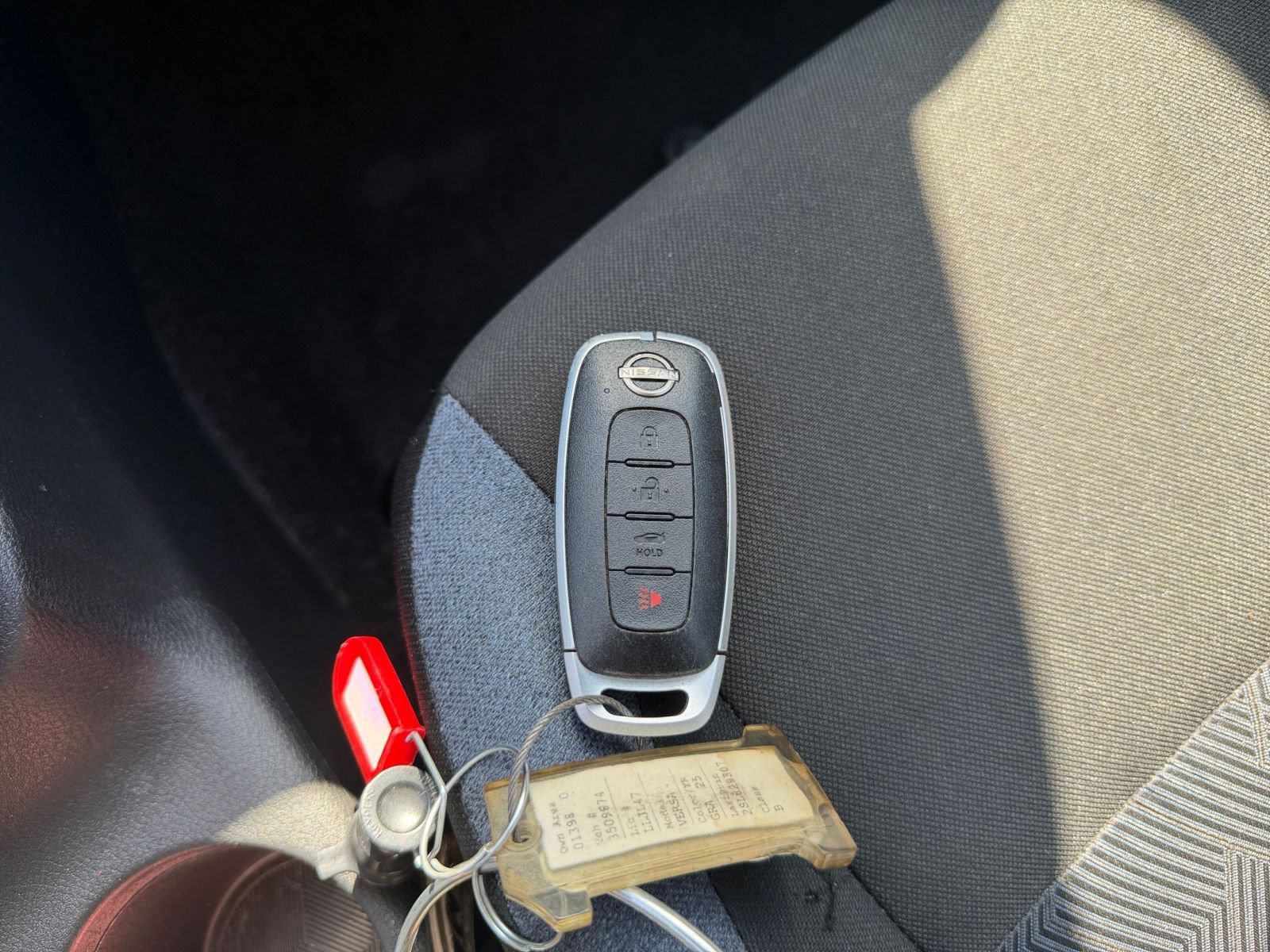 Used 2025 Nissan Versa SV FWD image 18