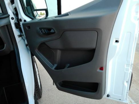 Used 2025 Ford Transit 350 XLT RWD image 22