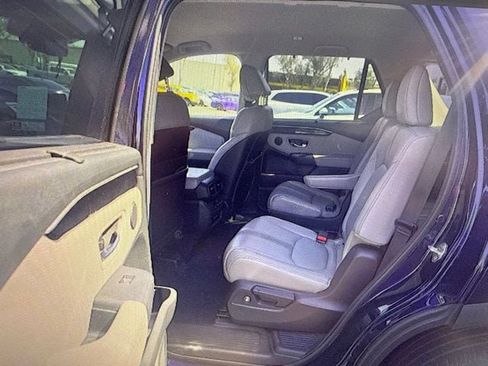 Used 2024 Honda Pilot EX-L image 8