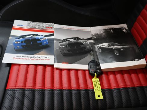 Used 2013 Ford Mustang Shelby GT500 RWD image 54