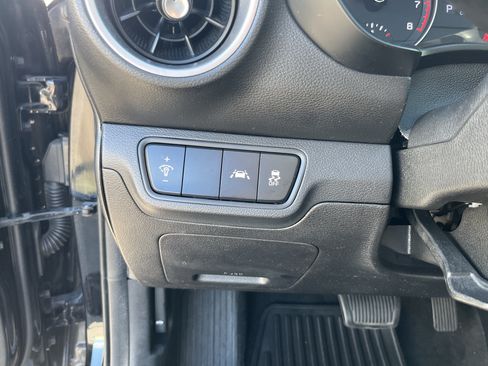 Used 2020 Kia Forte LXS FWD image 25