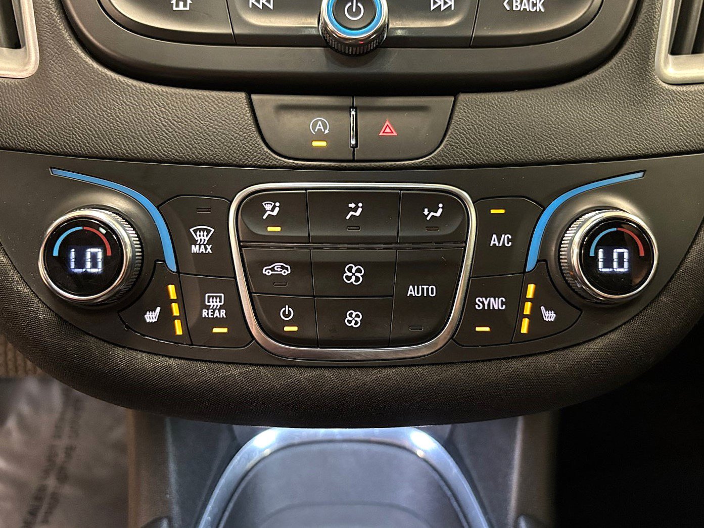 Used 2023 Chevrolet Malibu LT FWD image 26