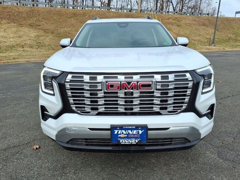 Used 2026 GMC Terrain Denali image 9