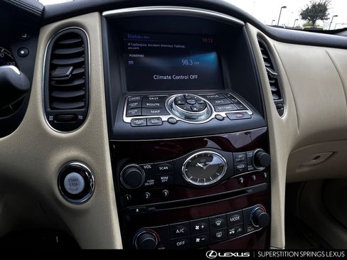 Used 2016 INFINITI QX50 Base w/ Deluxe Touring Package image 15