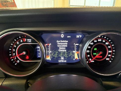 Used 2018 Jeep Wrangler Rubicon image 3