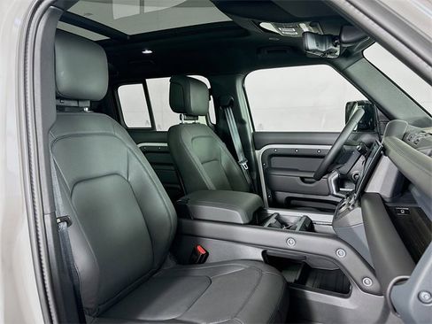 New 2026 Land Rover Defender 110 S image 26