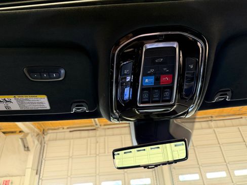 Used 2024 Jeep Grand Wagoneer Series II w/ Quick Order Packagew 28T image 19